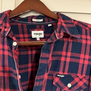 Wrangler Shirt (XL)